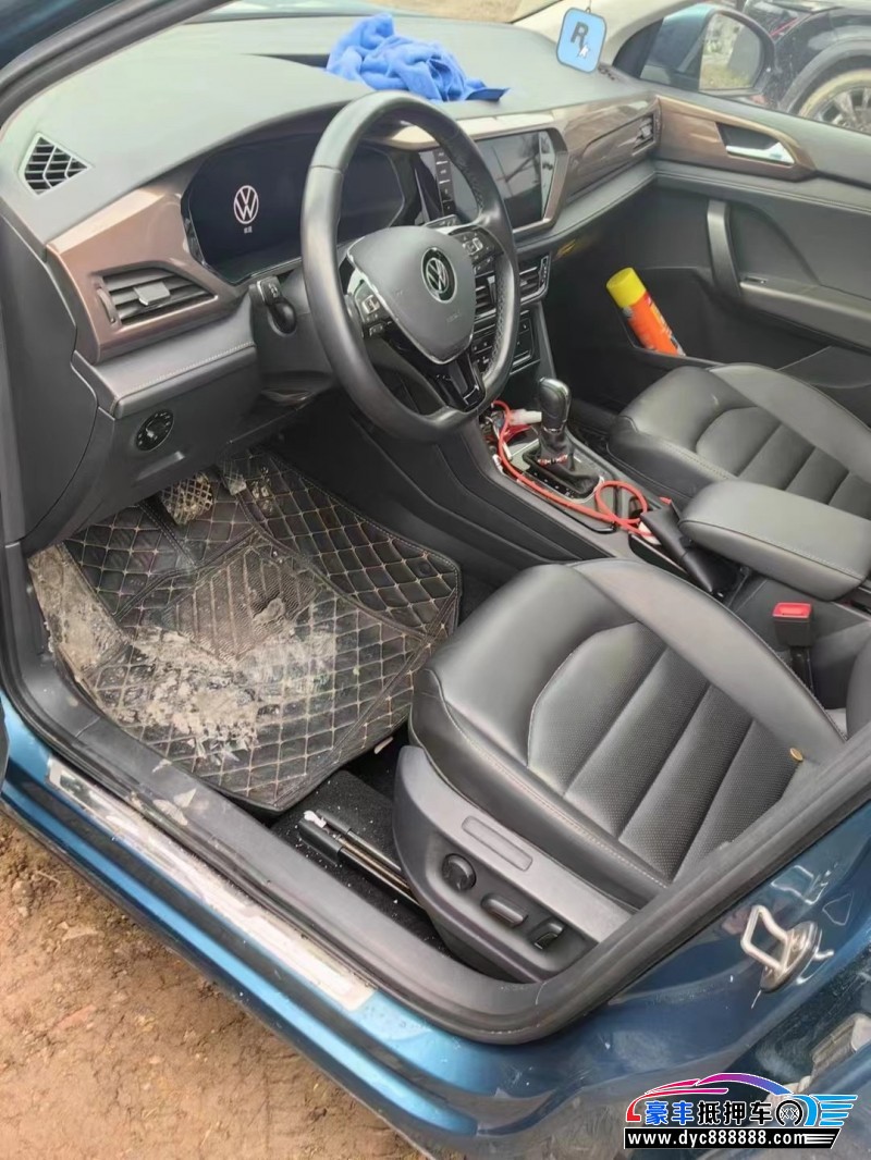 22年大众途岳轿车抵押车出售