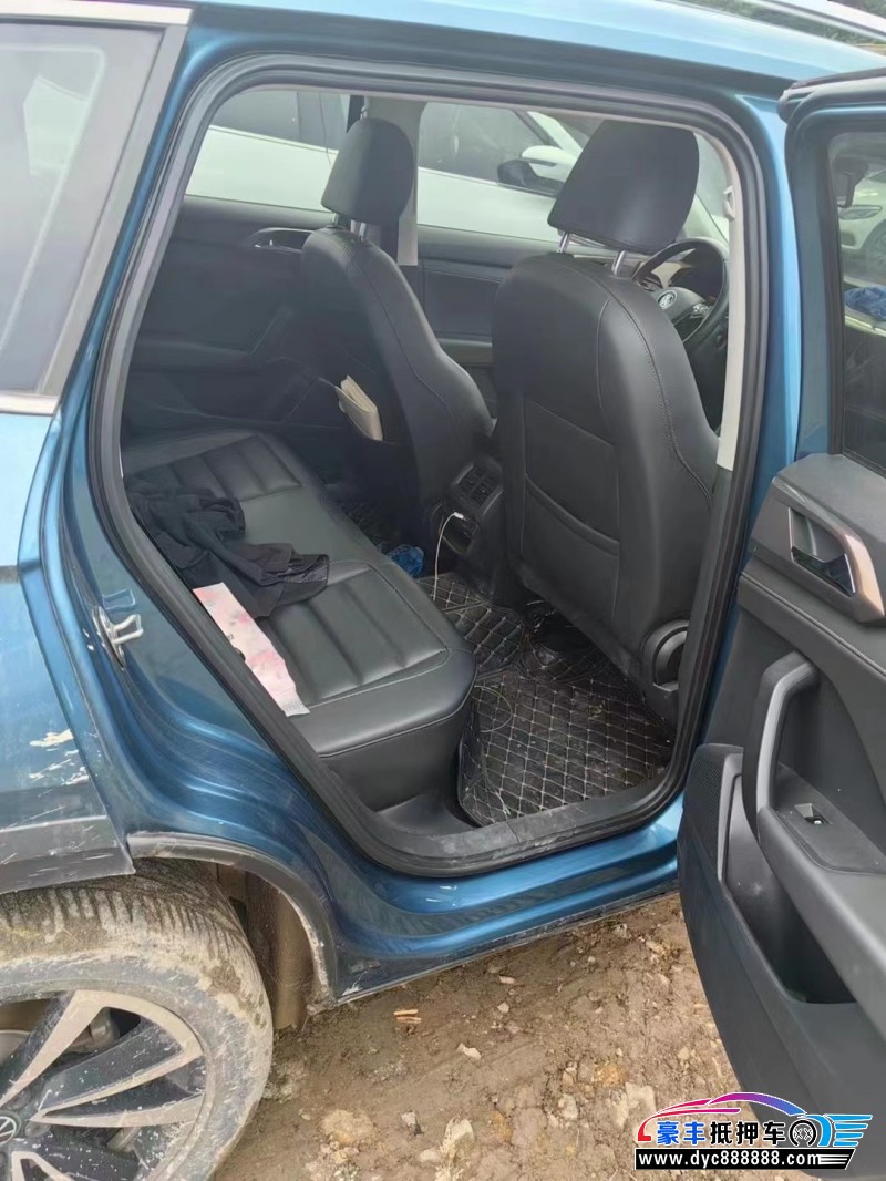 22年大众途岳轿车抵押车出售