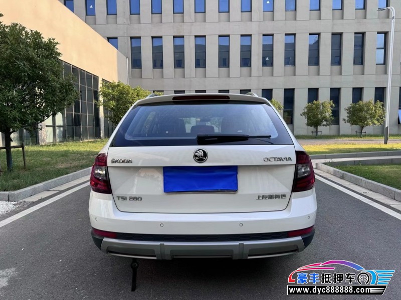 17年斯柯达明锐轿车抵押车出售