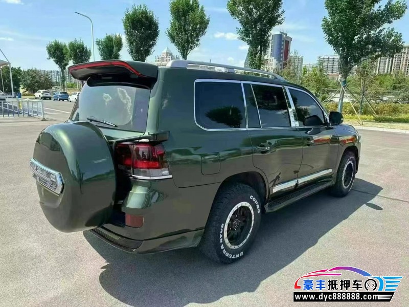 12年丰田兰德酷路泽（陆巡）轿车抵押车出售