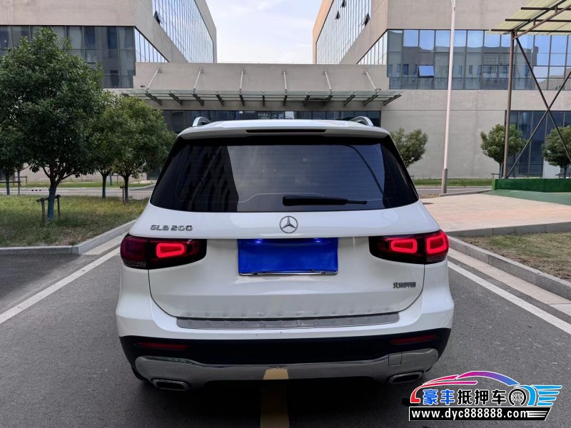21年奔驰GLB轿车抵押车出售