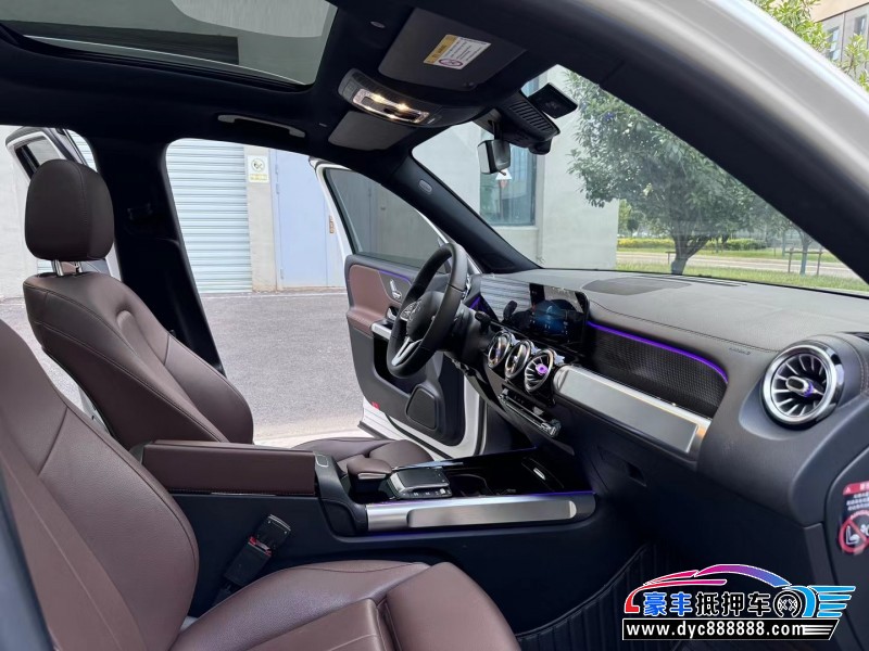 21年奔驰GLB轿车抵押车出售