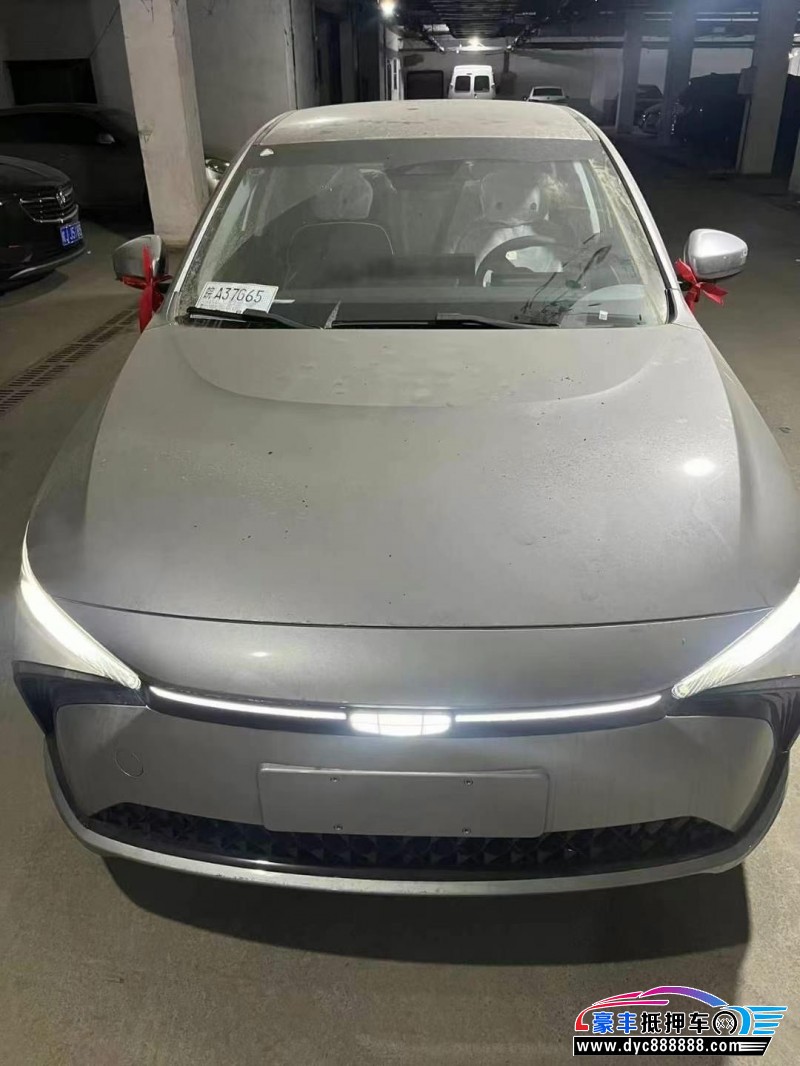 24年吉利几何轿车抵押车出售