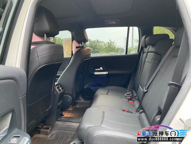 20年奔驰GLB轿车抵押车出售