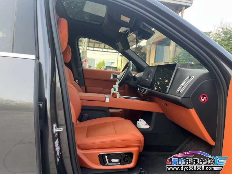 23年理想L8轿车抵押车出售