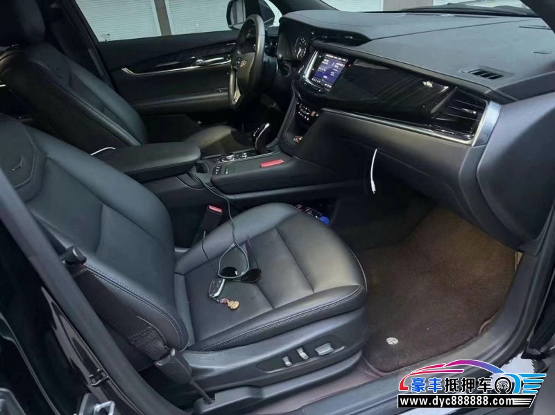 22年凯迪拉克xt6轿车抵押车出售