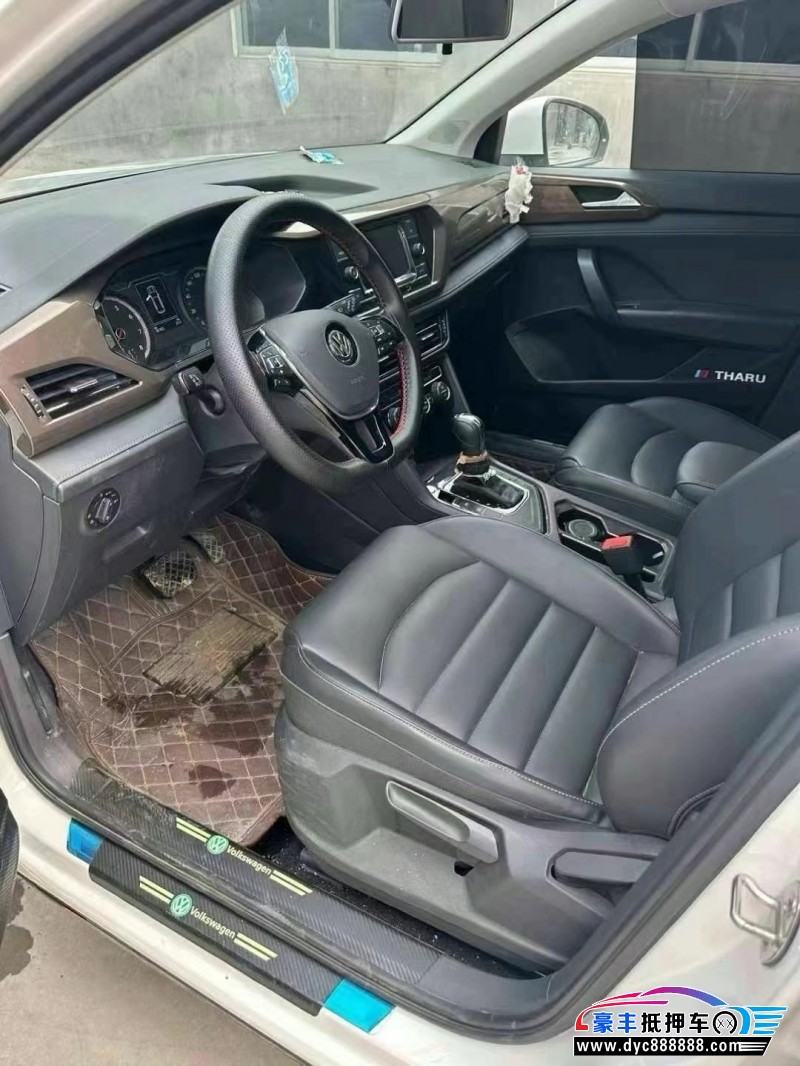 20年大众途岳轿车抵押车出售