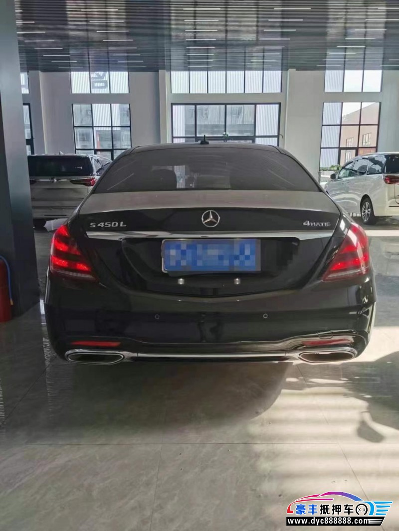 17年奔驰S轿车抵押车出售