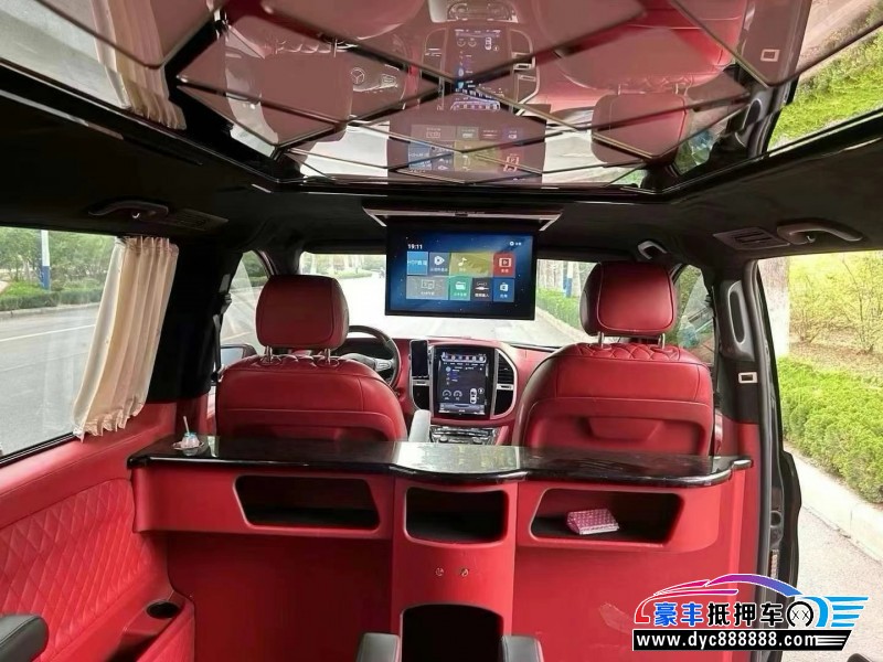 18年奔驰威霆轿车抵押车出售