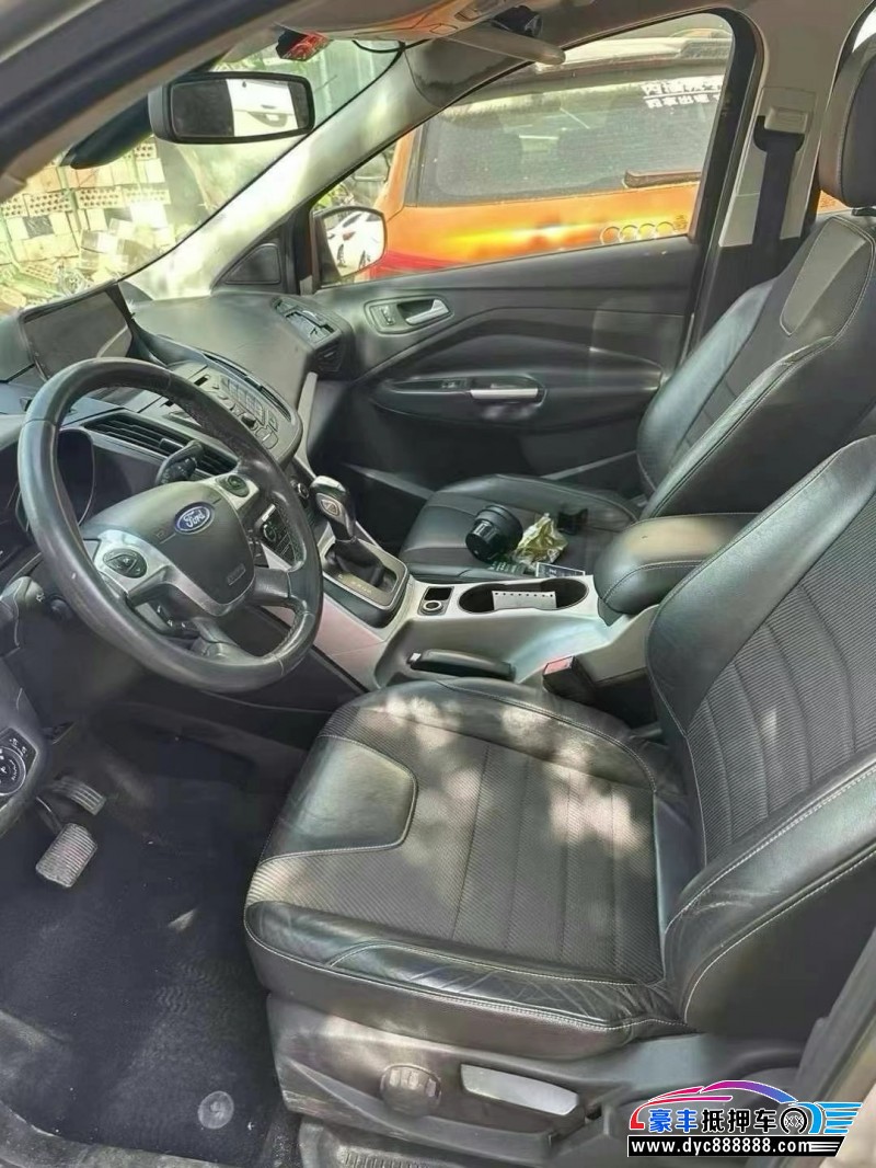 13年福特翼虎轿车抵押车出售