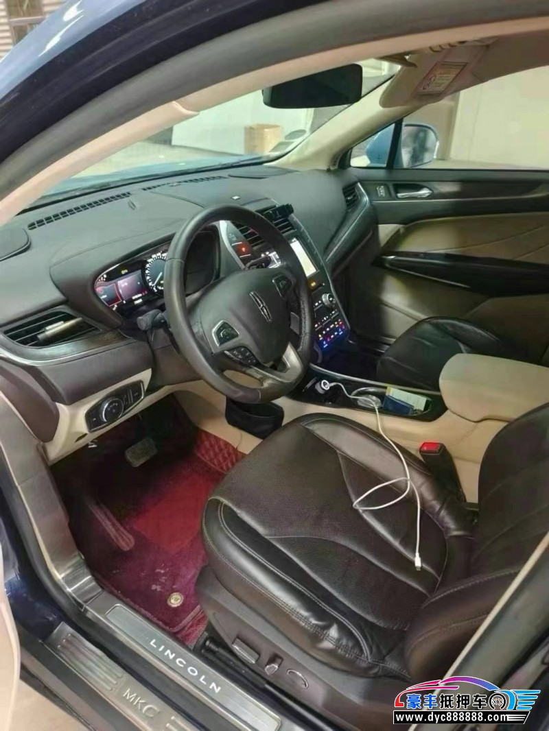 16年林肯MKC轿车抵押车出售