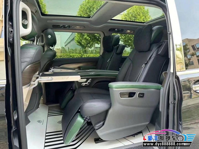 22年奔驰VMPV抵押车出售