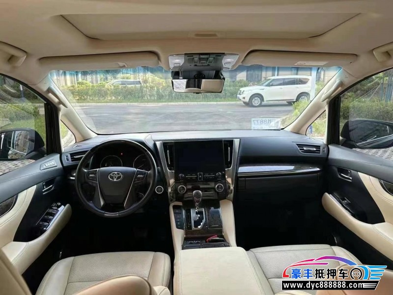 20年丰田埃尔法MPV抵押车出售