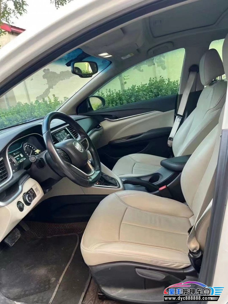 20年别克英朗轿车抵押车出售