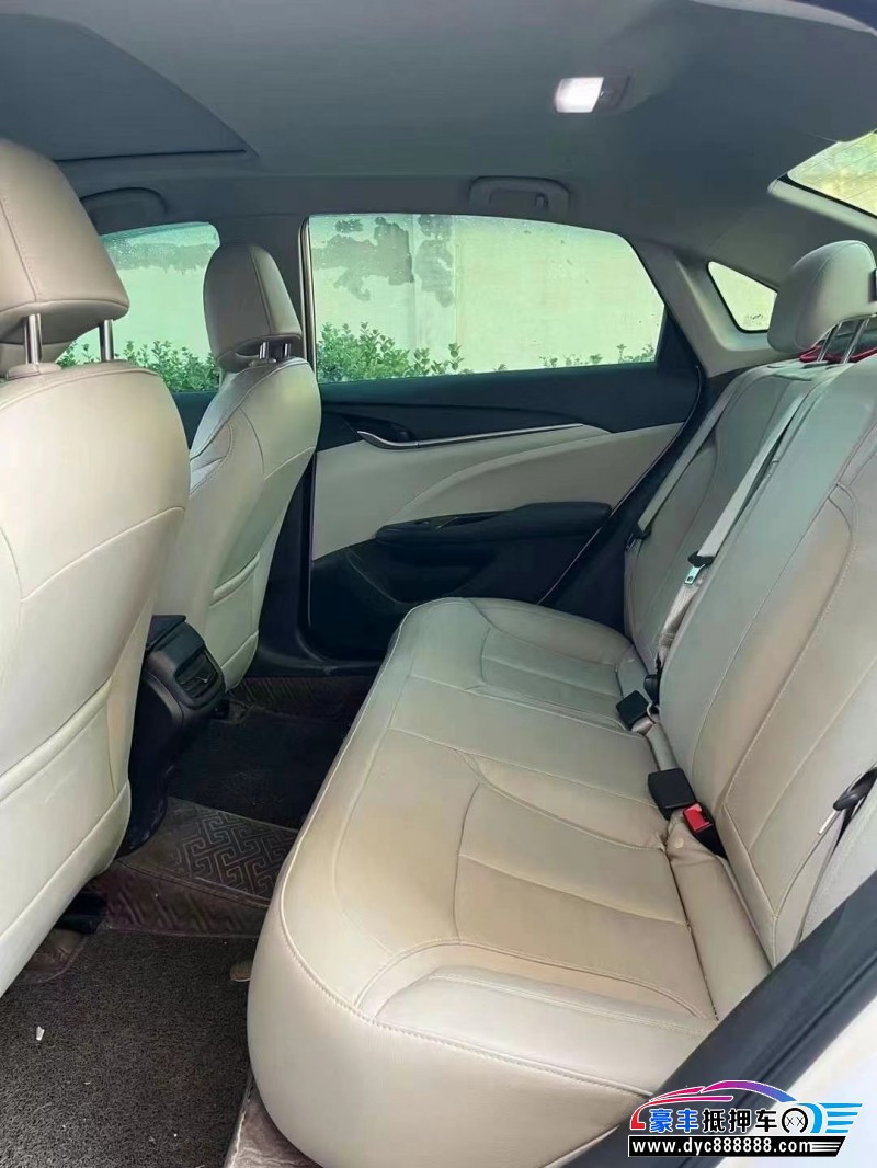 20年别克英朗轿车抵押车出售