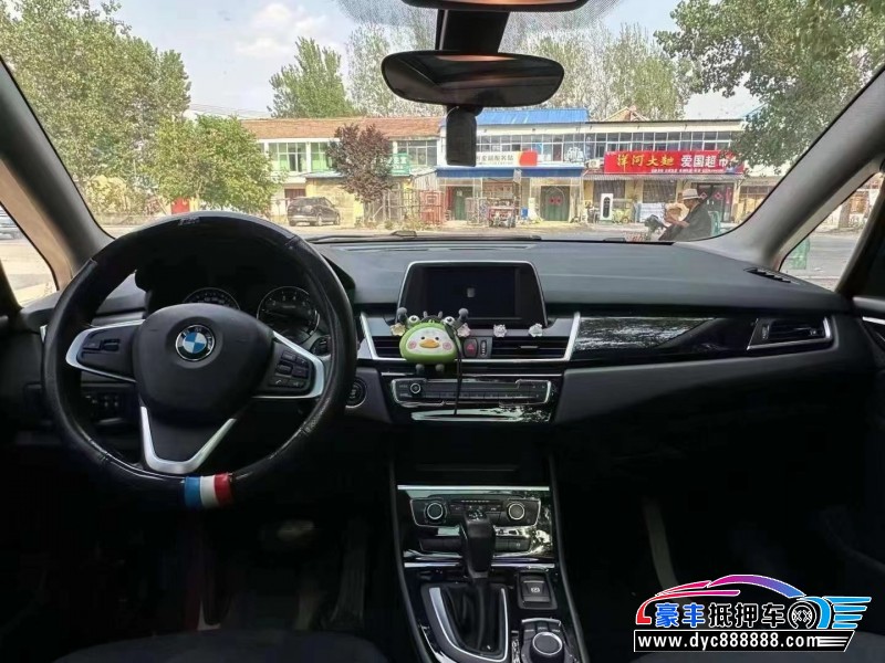 19年宝马2系轿车抵押车出售