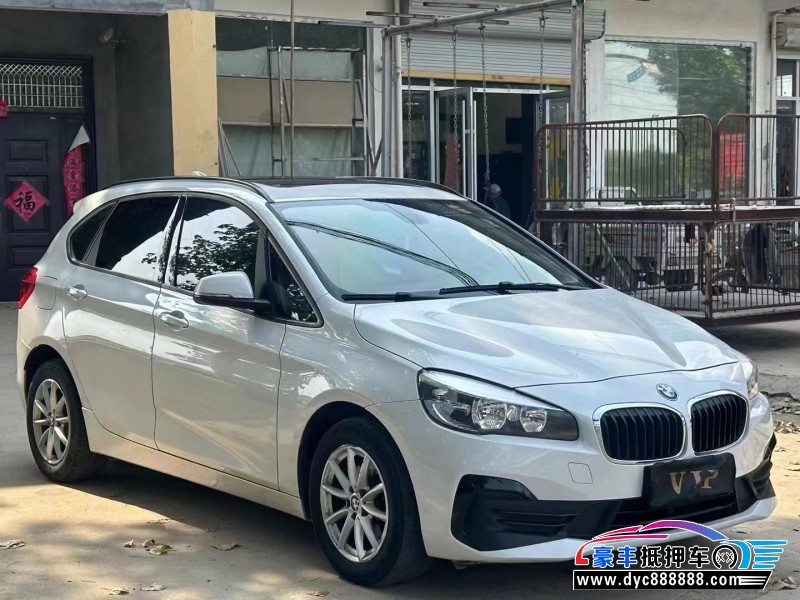 19年宝马2系轿车抵押车出售