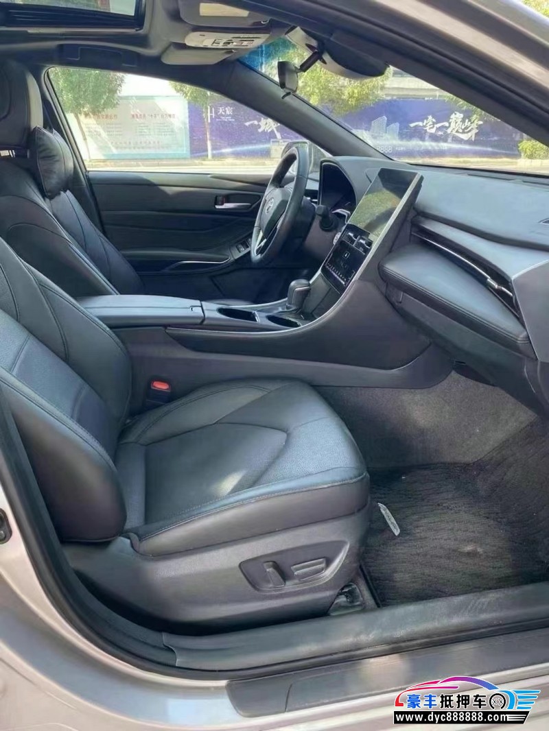 23年丰田亚洲龙轿车抵押车出售