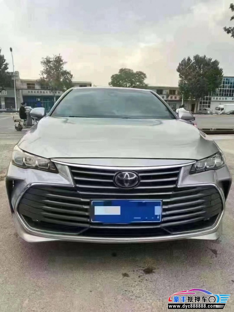 20年丰田亚洲龙轿车抵押车出售