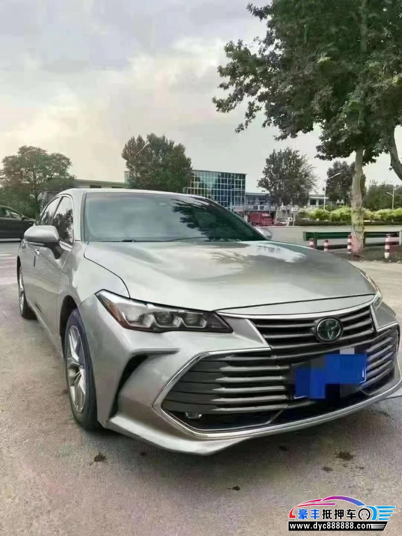 20年丰田亚洲龙轿车抵押车出售