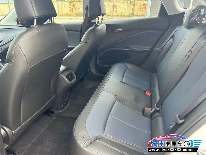 24年别克微蓝轿车抵押车出售