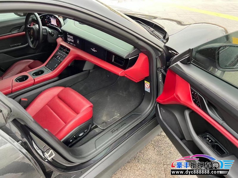 22年保时捷TaYcan轿车抵押车出售