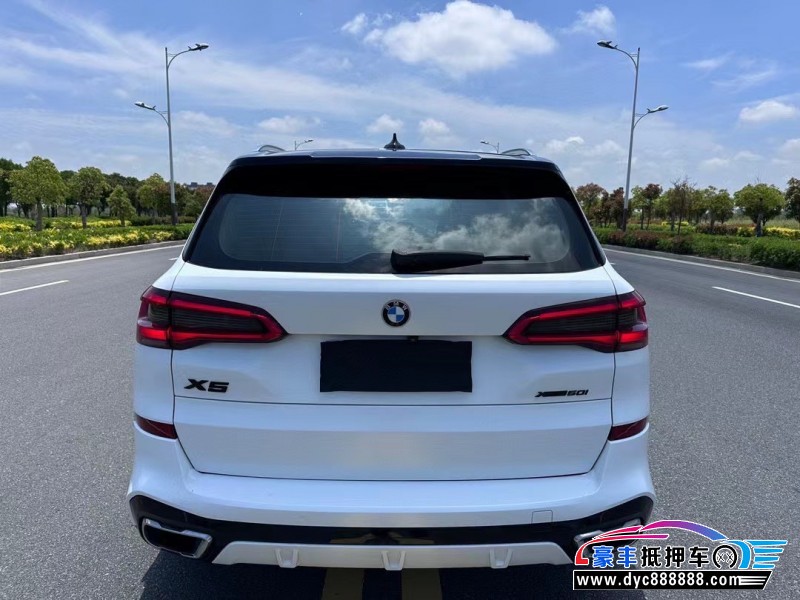 19年宝马X5轿车抵押车出售