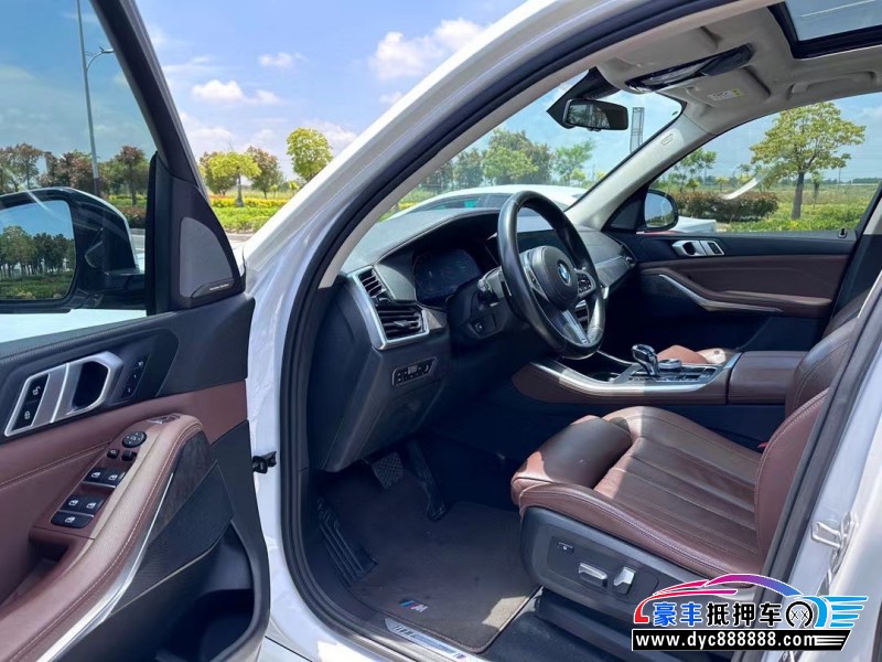 19年宝马X5轿车抵押车出售