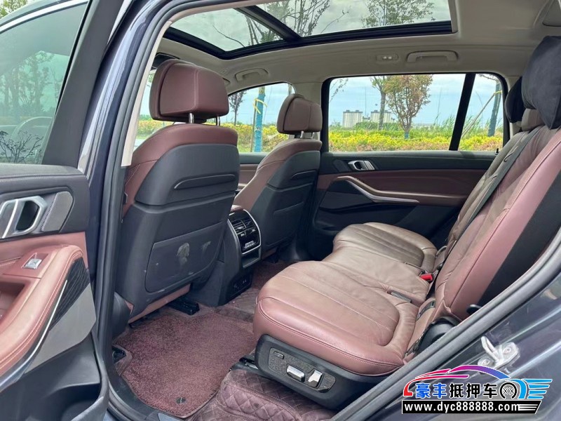 19年宝马X7轿车抵押车出售