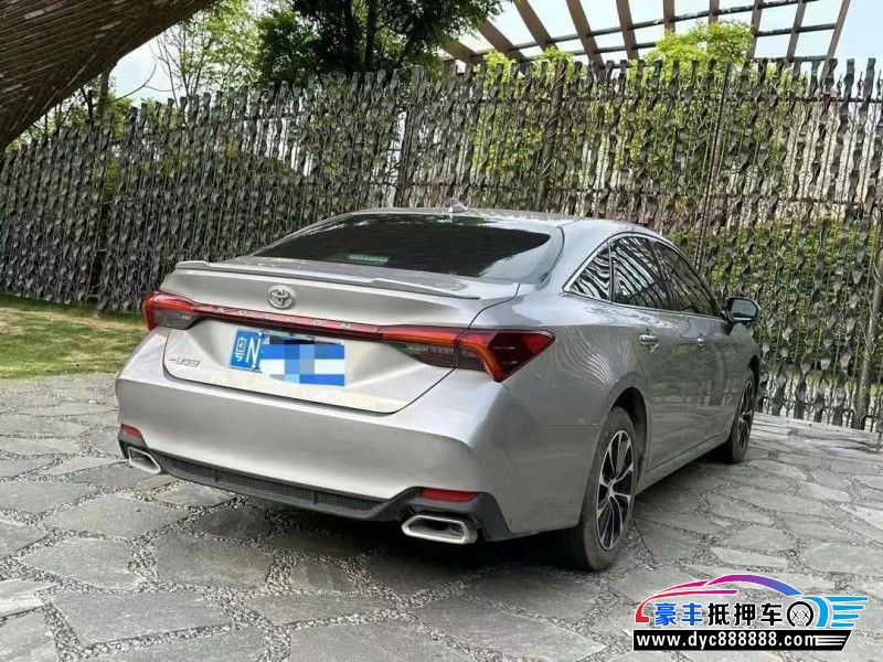 23年丰田亚洲龙轿车抵押车出售