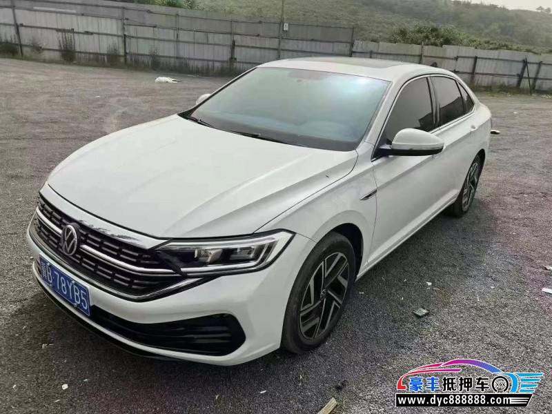 22年大众速腾轿车抵押车出售