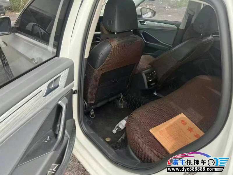 22年大众速腾轿车抵押车出售