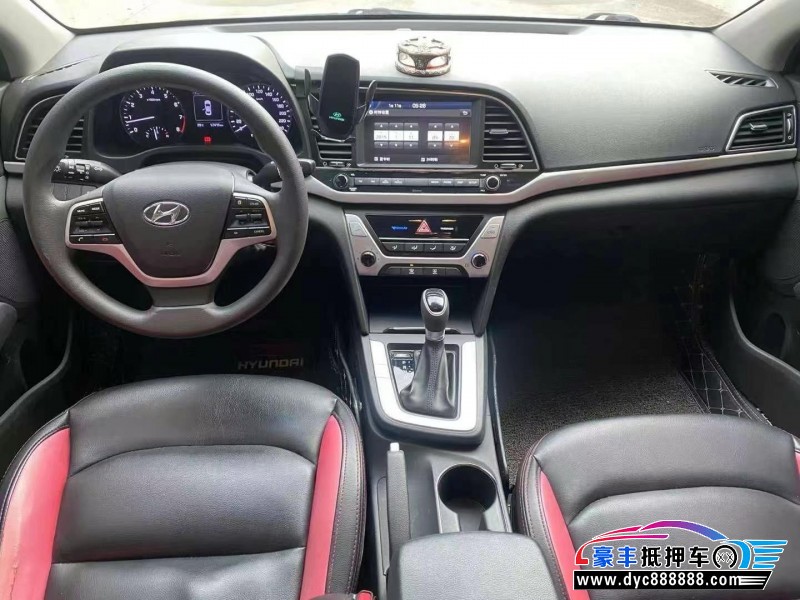 17年现代领动轿车抵押车出售