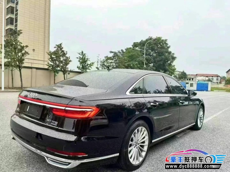 21年奥迪A8轿车抵押车出售