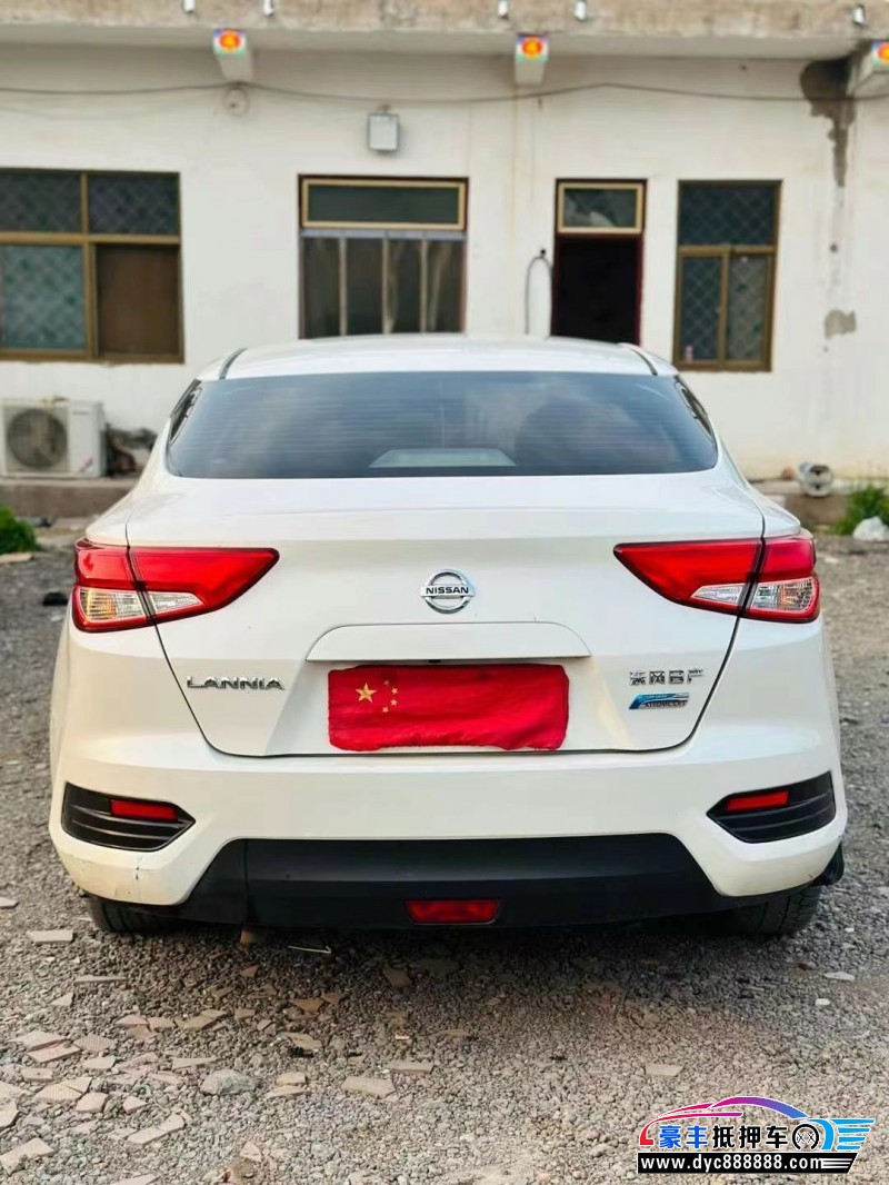 19年日产蓝鸟轿车抵押车出售