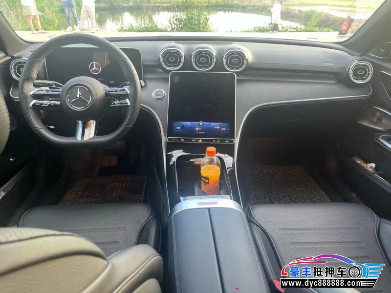 22年奔驰C轿车抵押车出售