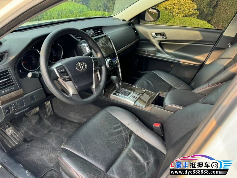 16年丰田锐志轿车抵押车出售