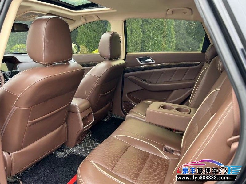 18年猎豹汽车CS10轿车抵押车出售