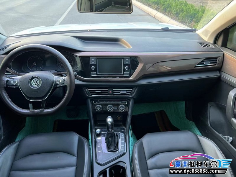 20年大众途岳轿车抵押车出售