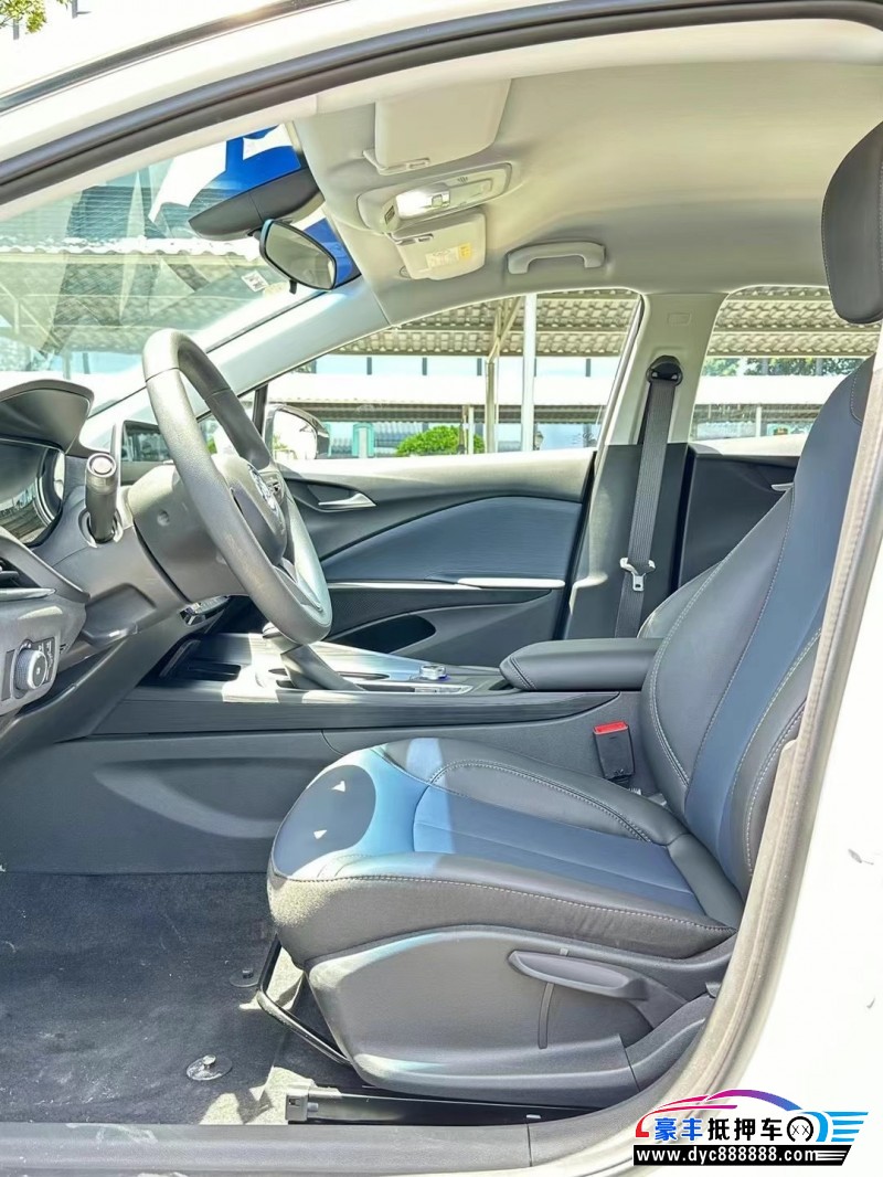 23年别克微蓝轿车抵押车出售