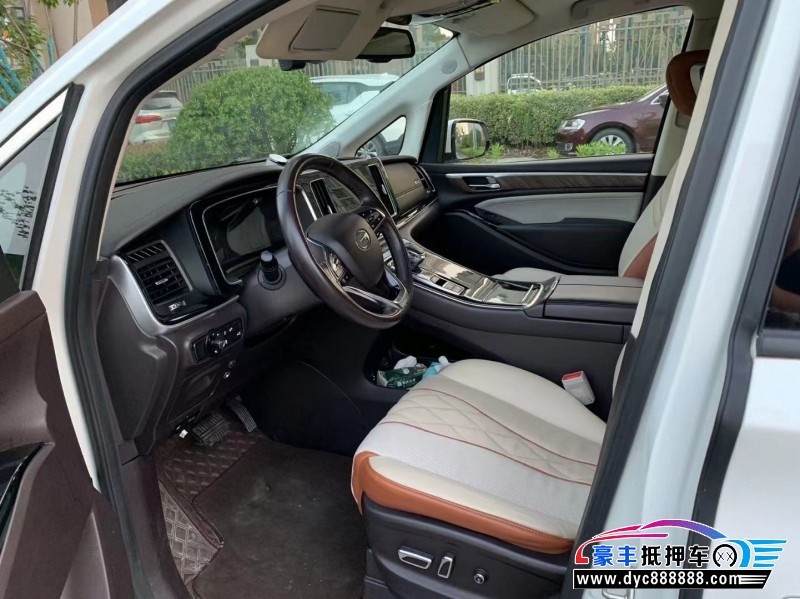 21年传祺M8轿车抵押车出售