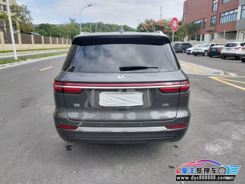 22年理想ONE轿车抵押车出售