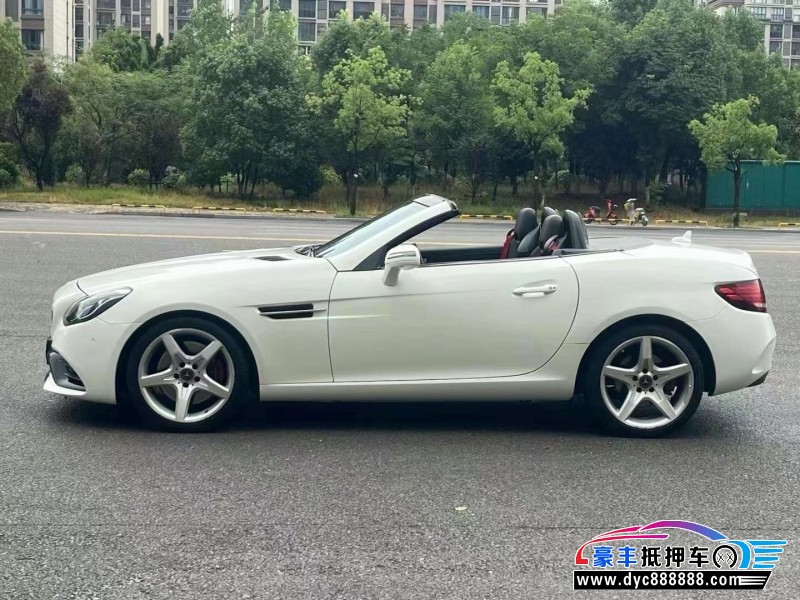17年奔驰SLC轿车抵押车出售