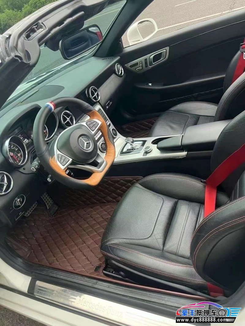 17年奔驰SLC轿车抵押车出售