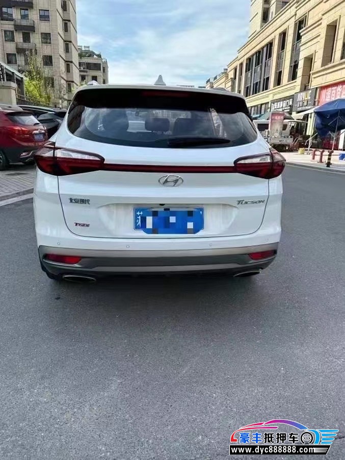 20年现代途胜轿车抵押车出售