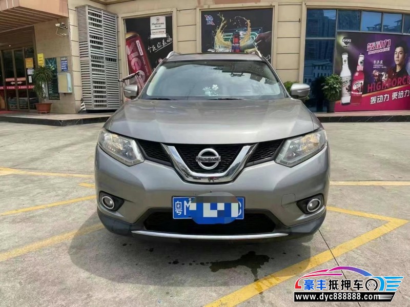 14年日产奇骏轿车抵押车出售