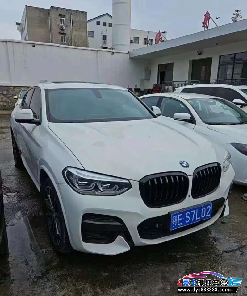 21年宝马X4轿车抵押车出售