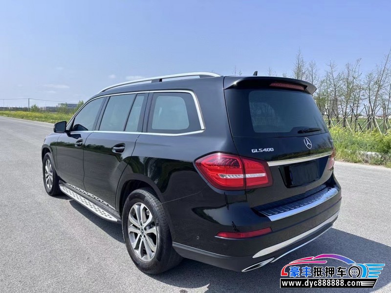 19年奔驰GLS轿车抵押车出售
