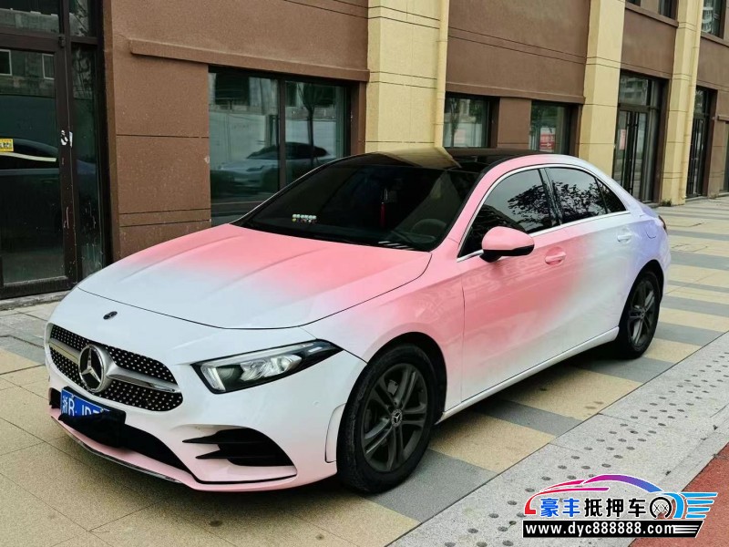 19年奔驰A轿车抵押车出售