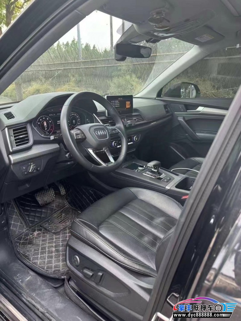 21年奥迪Q5轿车抵押车出售